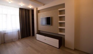 Ремонт спальни 15 кв метров в Иркутске под ключ